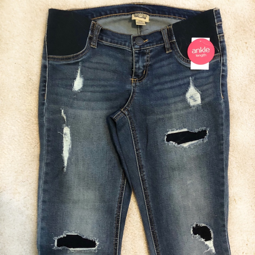 Maternity Jeans - Picture 6 of 6